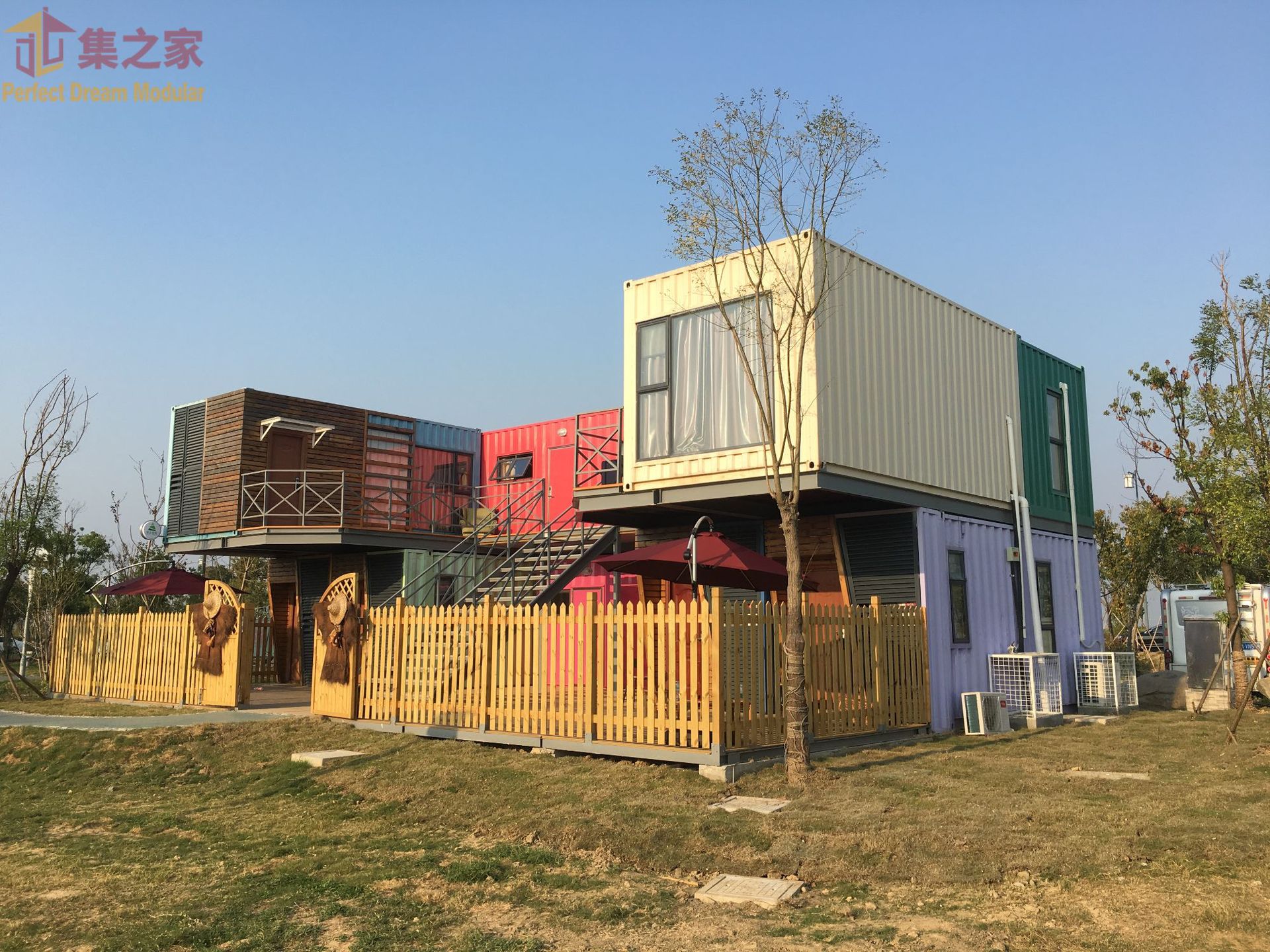 蓮花山酒店 酒店客房公寓民宿景區露營地度假村驛站移動集裝箱房